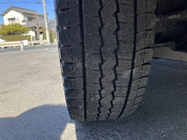 いすゞ エルフ 小型 平ボディ BKG-NHS85A(100983) 25枚目