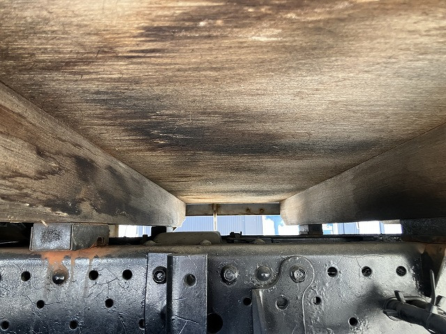 いすゞ エルフ 小型 平ボディ BKG-NHS85A(100983) 33枚目