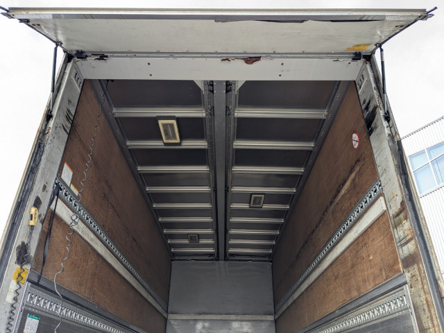 日野 レンジャー 増トン ウィング LKG-FJ7JLAG(100986) 18枚目