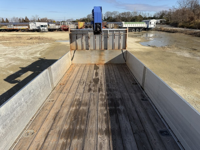 三菱ふそう ファイター 増トン 平ボディ（クレーン付） LKG-FK65FZ(100987) 13枚目