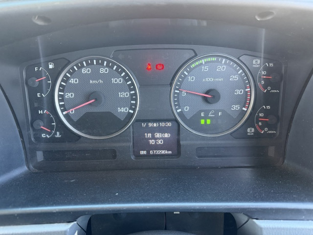 三菱ふそう ファイター 増トン 平ボディ（クレーン付） LKG-FK65FZ(100987) 30枚目