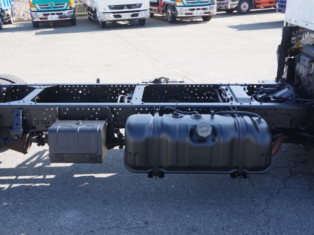 いすゞ エルフ 小型 BDG-NMS85AN(100988) 8枚目