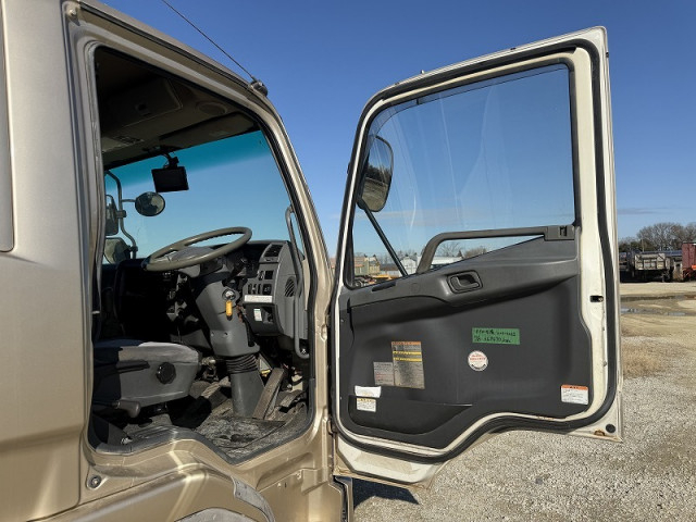 三菱ふそう ファイター 増トン 平ボディ（クレーン付） LKG-FK65FZ(100987) 44枚目