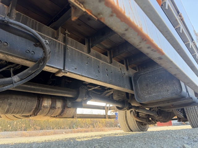 三菱ふそう ファイター 増トン 平ボディ（クレーン付） LKG-FK65FZ(100987) 46枚目