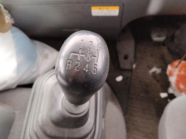 いすゞ フォワード 中型 バン PKG-FRR90S2(100989) 8枚目