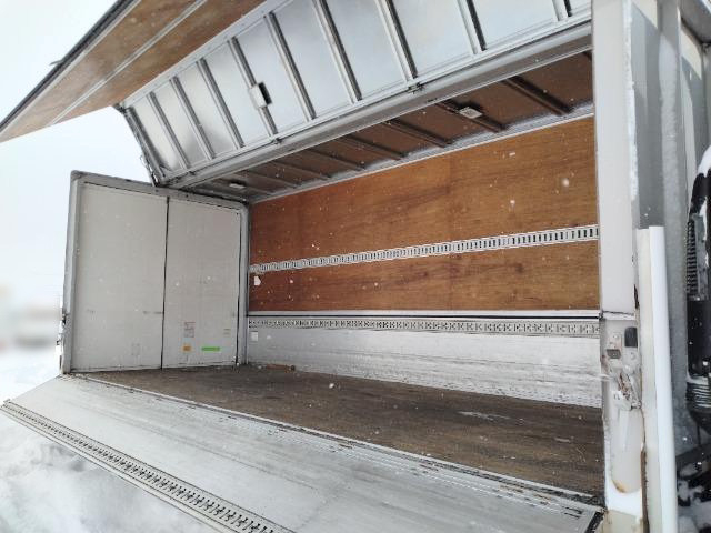 いすゞ フォワード 中型 バン PKG-FRR90S2(100989) 21枚目