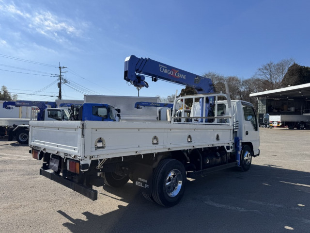 いすゞ エルフ 小型 平ボディ（クレーン付） BKG-NKR85AR(100993) 3枚目