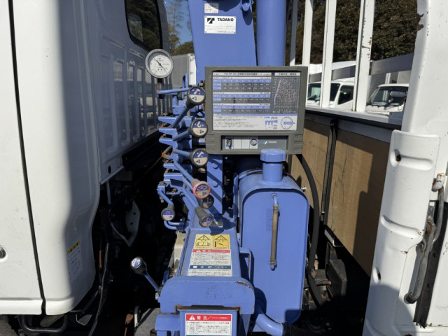 いすゞ エルフ 小型 平ボディ（クレーン付） BKG-NKR85AR(100993) 19枚目