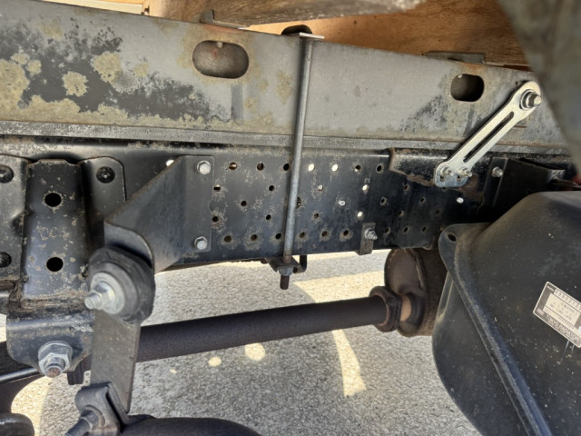 いすゞ エルフ 小型 平ボディ（クレーン付） BKG-NKR85AR(100993) 22枚目