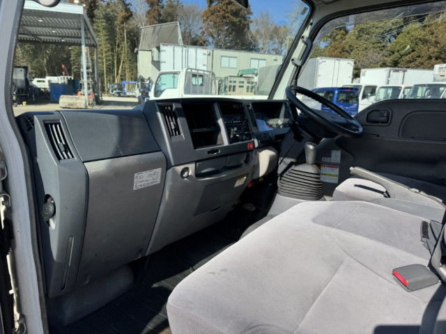 いすゞ エルフ 小型 平ボディ（クレーン付） BKG-NKR85AR(100993) 35枚目