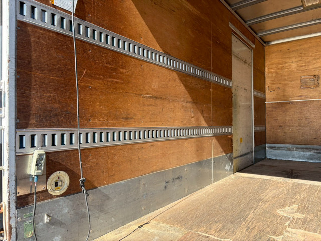 いすゞ エルフ 小型 バン BKG-NMR85AN(100996) 16枚目