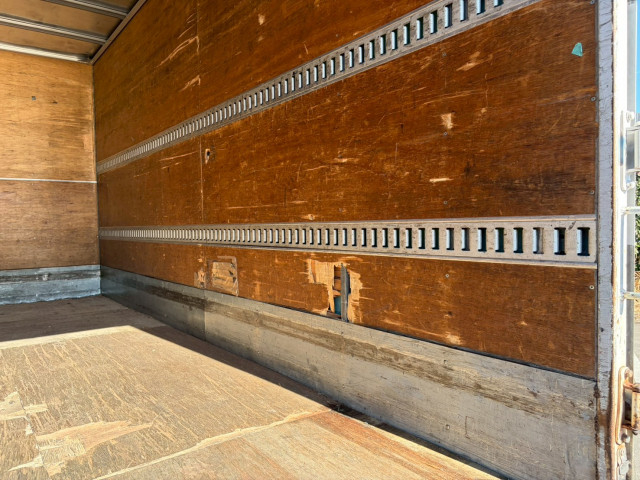 いすゞ エルフ 小型 バン BKG-NMR85AN(100996) 17枚目