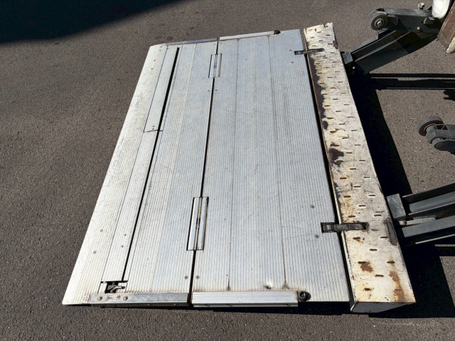 いすゞ エルフ 小型 バン BKG-NMR85AN(100996) 21枚目