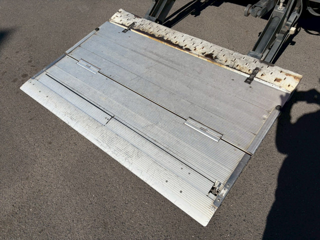 いすゞ エルフ 小型 バン BKG-NMR85AN(100996) 22枚目