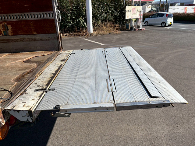 いすゞ エルフ 小型 バン BKG-NMR85AN(100996) 24枚目