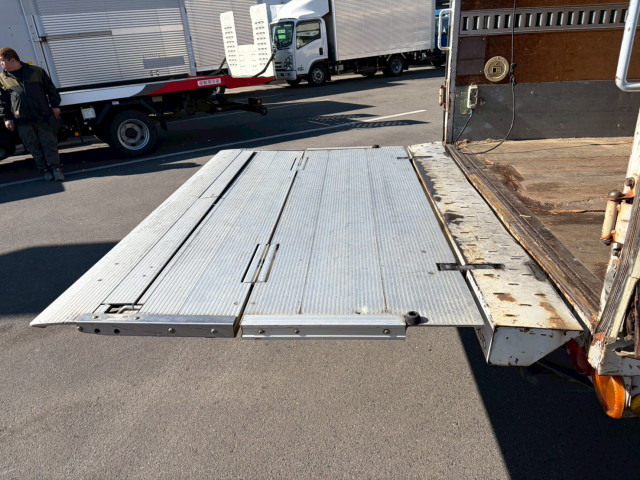 いすゞ エルフ 小型 バン BKG-NMR85AN(100996) 25枚目