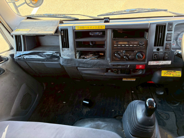 いすゞ エルフ 小型 バン BKG-NMR85AN(100996) 46枚目