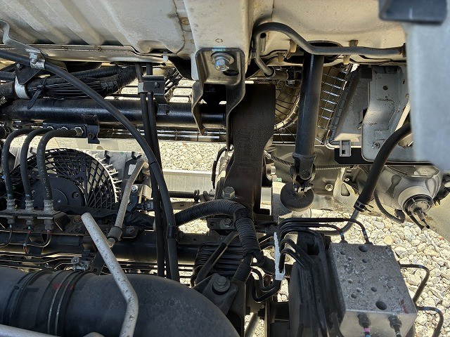 三菱ふそう キャンター 小型 平ボディ PDG-FE82D(101001) 24枚目