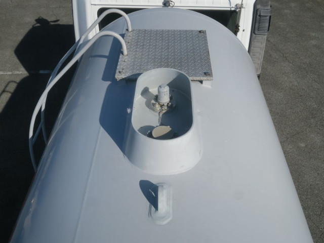 日野 プロフィア 大型 タンクローリー KC-FR1FSCA(101009) 4枚目