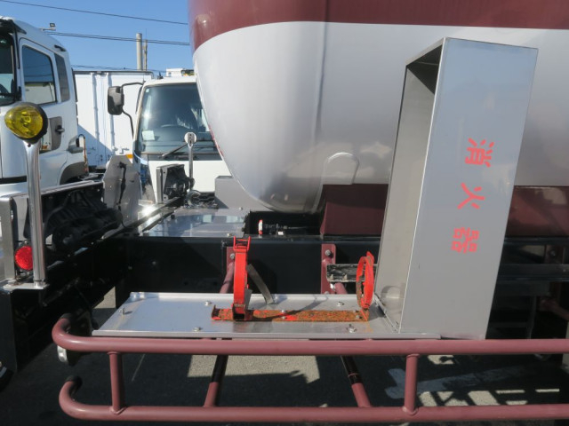 日野 プロフィア 大型 タンクローリー KC-FR1FSCA(101009) 11枚目