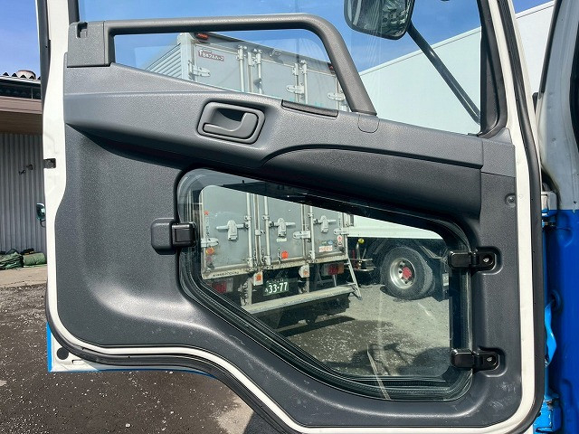 三菱ふそう ファイター 中型 ウィング TKG-FK61F(101063) 22枚目