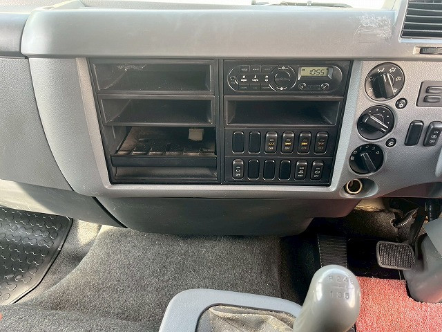 三菱ふそう ファイター 中型 ウィング TKG-FK61F(101063) 28枚目