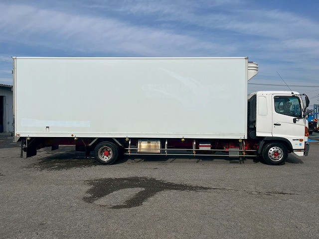 日野 レンジャー 中型 冷蔵冷凍バン TKG-FD7JPAA(101065) 5枚目