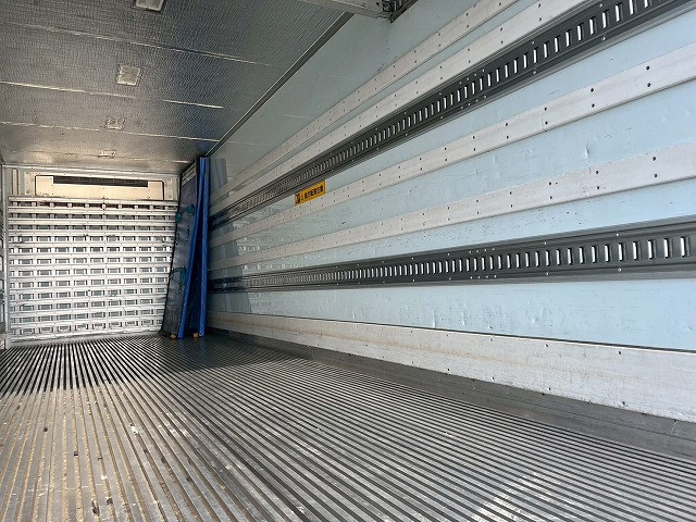 日野 レンジャー 中型 冷蔵冷凍バン TKG-FD7JPAA(101065) 15枚目