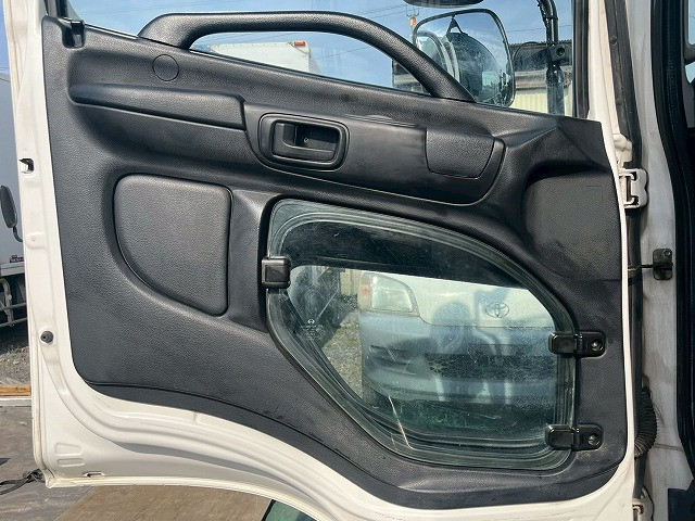 日野 レンジャー 中型 冷蔵冷凍バン TKG-FD7JPAA(101065) 22枚目