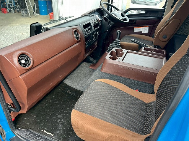 日野 レンジャー 中型 ウィング 2PG-FD2ABG(101067) 21枚目