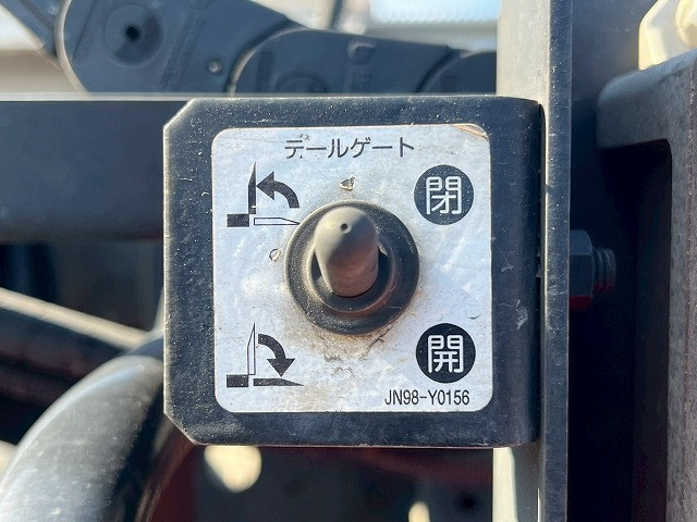 三菱ふそう キャンター 小型 キャリアカー 2PG-FEB80(101068) 16枚目