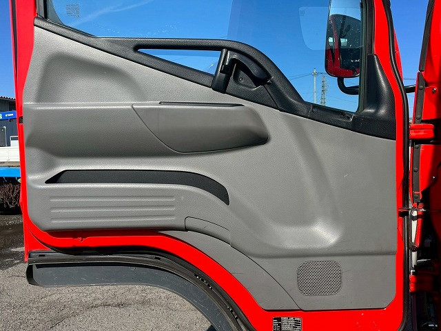 三菱ふそう キャンター 小型 キャリアカー 2PG-FEB80(101068) 26枚目