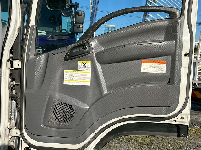 いすゞ フォワード 中型 ウィング 2RG-FRR90T2(101069) 19枚目