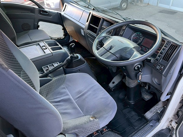 いすゞ フォワード 中型 ウィング 2RG-FRR90T2(101069) 20枚目