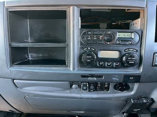 いすゞ フォワード 中型 ウィング 2RG-FRR90T2(101069) 29枚目