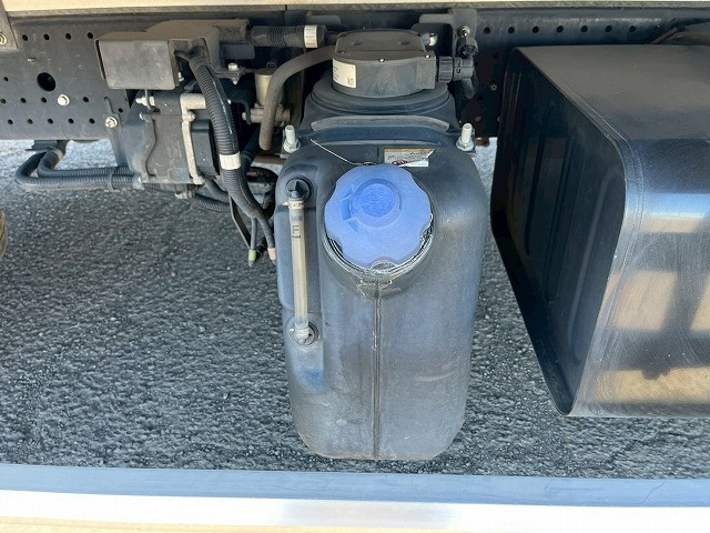 いすゞ フォワード 中型 ウィング 2RG-FRR90T2(101069) 38枚目