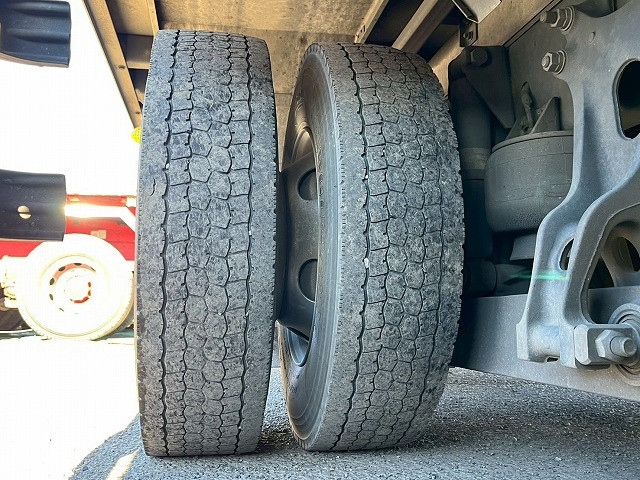 いすゞ フォワード 中型 ウィング 2RG-FRR90T2(101069) 43枚目