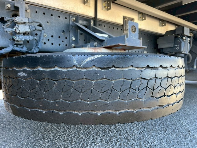 いすゞ フォワード 中型 ウィング 2RG-FRR90T2(101069) 48枚目