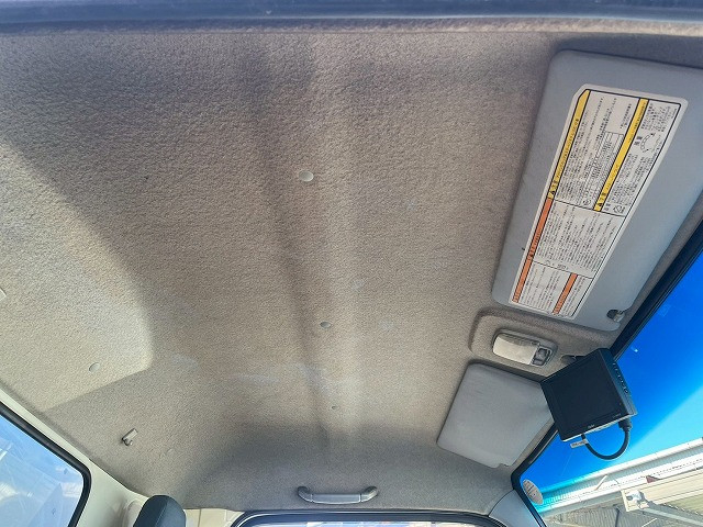 三菱ふそう キャンター 小型 バン TKG-FEA50(101071) 20枚目