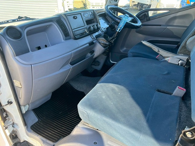 三菱ふそう キャンター 小型 バン TKG-FEA50(101071) 22枚目