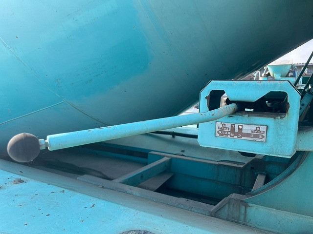 いすゞ フォワード 増トン ミキサー車 QDG-FVZ34U2(101073) 14枚目