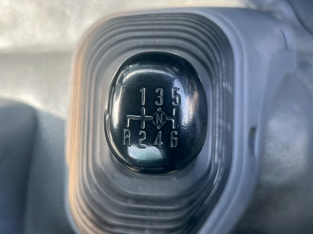 いすゞ フォワード 増トン ミキサー車 QDG-FVZ34U2(101073) 34枚目