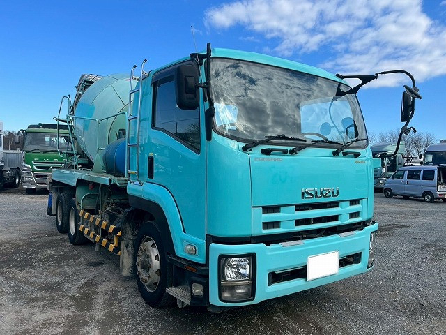 いすゞ フォワード 増トン ミキサー車 QDG-FVZ34U2(101074) 4枚目