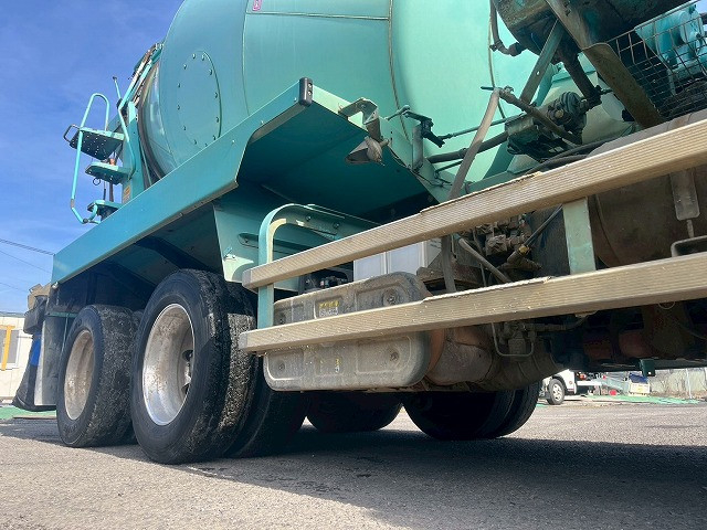 いすゞ フォワード 増トン ミキサー車 QDG-FVZ34U2(101073) 37枚目