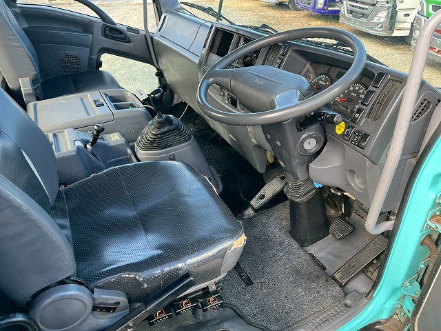 いすゞ フォワード 増トン ミキサー車 QDG-FVZ34U2(101074) 19枚目