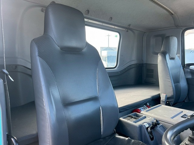 いすゞ フォワード 増トン ミキサー車 QDG-FVZ34U2(101074) 20枚目