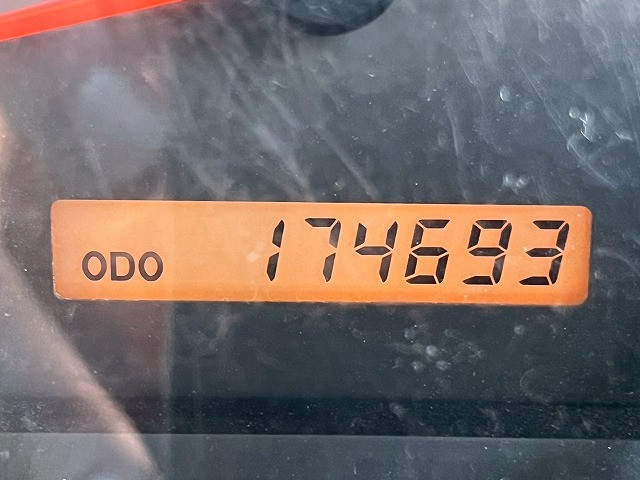 いすゞ フォワード 増トン ミキサー車 QDG-FVZ34U2(101074) 27枚目