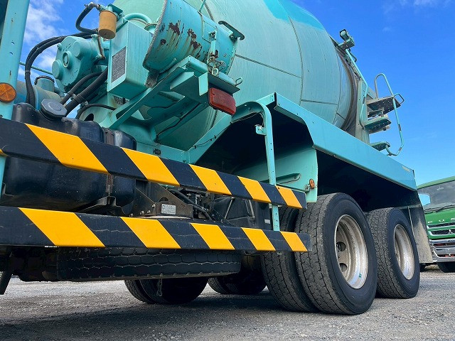 いすゞ フォワード 増トン ミキサー車 QDG-FVZ34U2(101074) 37枚目