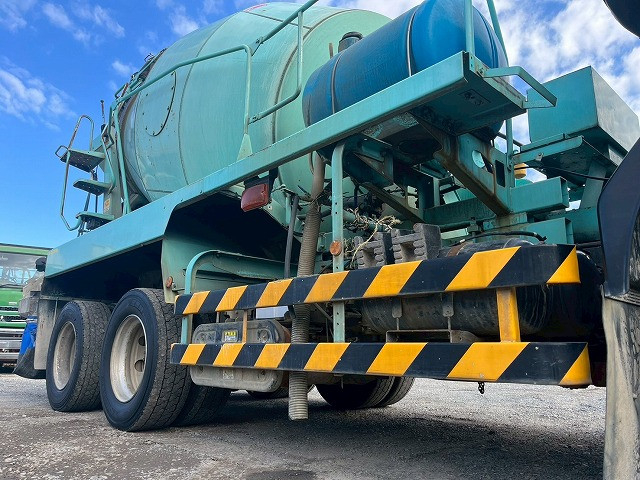 いすゞ フォワード 増トン ミキサー車 QDG-FVZ34U2(101074) 38枚目