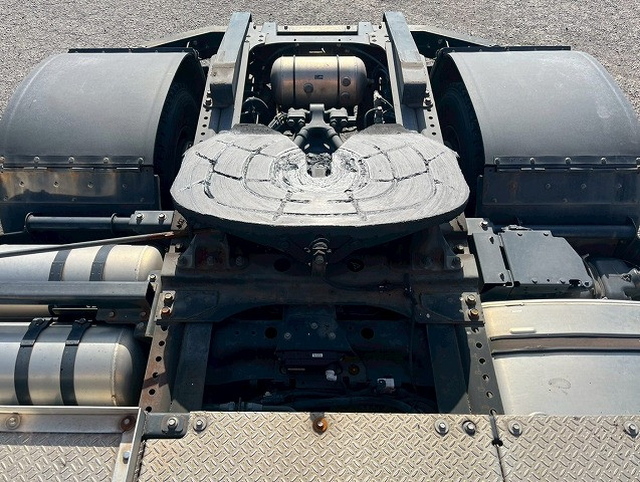 日野 プロフィア 大型 トラクタ QPG-SH1EDDG(101077) 10枚目